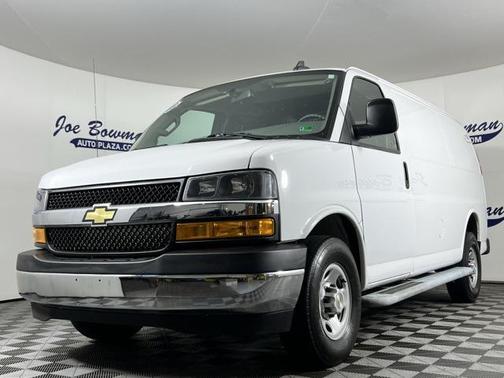2022 Chevrolet Express 2500 RWD 2500 Regular Wheelbase WT