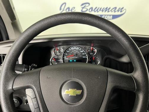 2022 Chevrolet Express 2500 RWD 2500 Regular Wheelbase WT