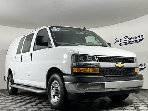 2022 Chevrolet Express 2500 RWD 2500 Regular Wheelbase WT