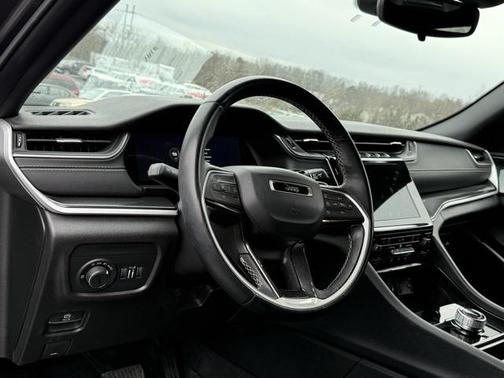 2021 Jeep Grand Cherokee L Altitude