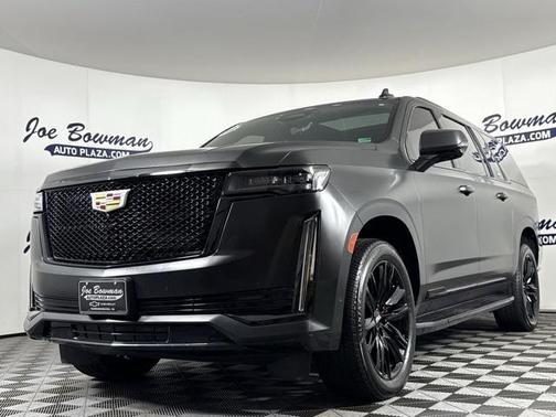 2022 Cadillac Escalade ESV Sport