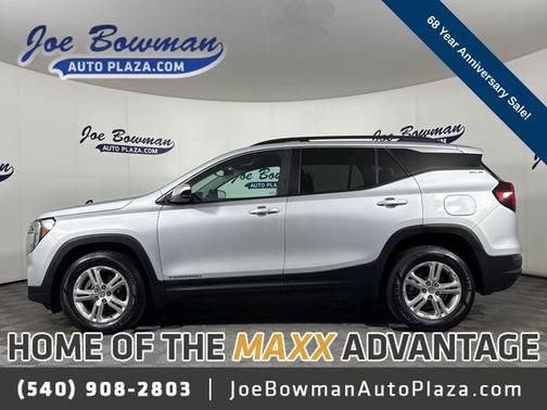 Quicksilver Metallic 2022 GMC Terrain SLE