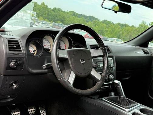 Hemi Orange Pearl Coat 2010 Dodge Challenger R/T