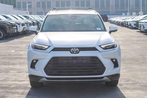 Wind Chill Pearl 2026 Toyota Grand Highlander Hybrid Limited