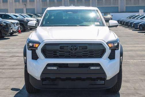 Ice 2026 Toyota Tacoma Hybrid TRD Off Road