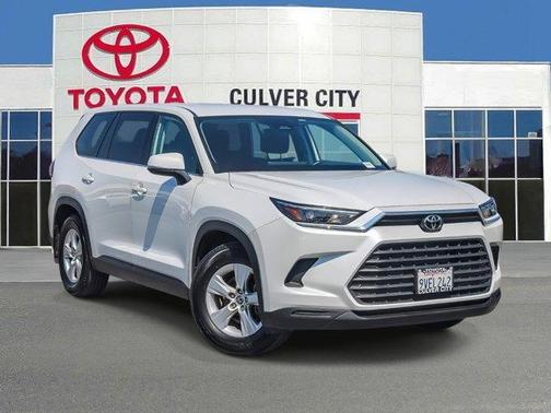 Wind Chill Pearl 2025 Toyota Grand Highlander LE