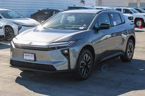 Metal 2026 Toyota bZ XLE PLUS