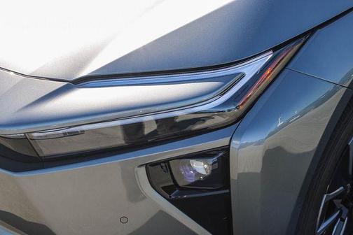 Metal 2026 Toyota bZ XLE PLUS