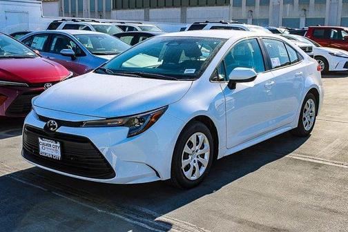 Ice 2026 Toyota Corolla LE