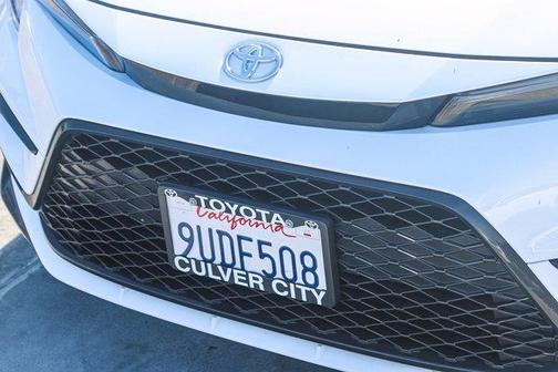 Ice 2025 Toyota Corolla SE