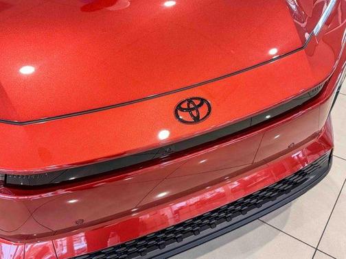 Midnight Black Metallic 2026 Toyota C-HR