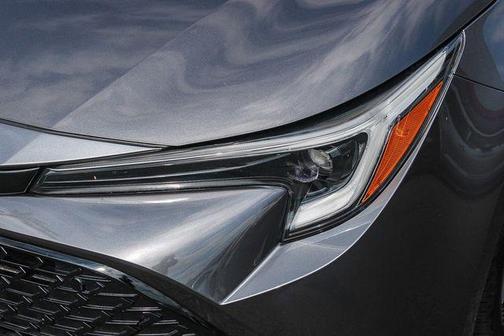 Magnetic Gray Metallic 2024 Toyota Corolla Hatchback SE