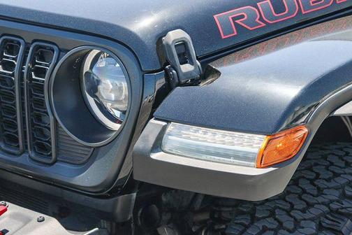 Black Clearcoat 2024 Jeep Wrangler Rubicon