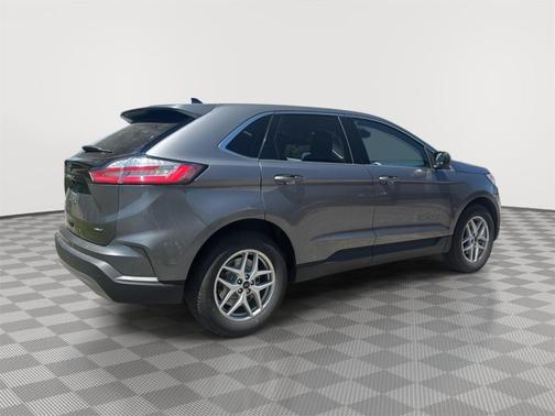 Carbonized Gray 2024 Ford Edge SEL