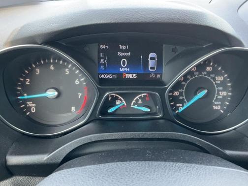 Ingot Silver 2019 Ford Escape SE