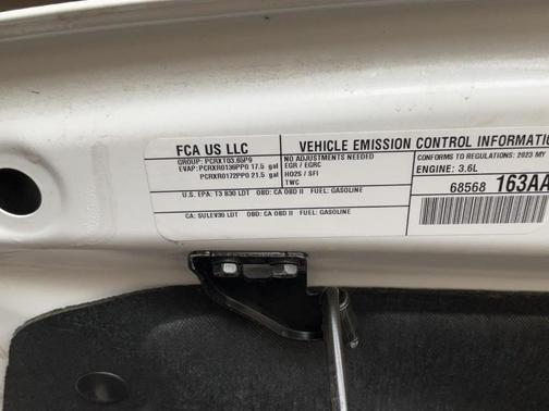 Bright White Clearcoat 2023 Jeep Wrangler Sport