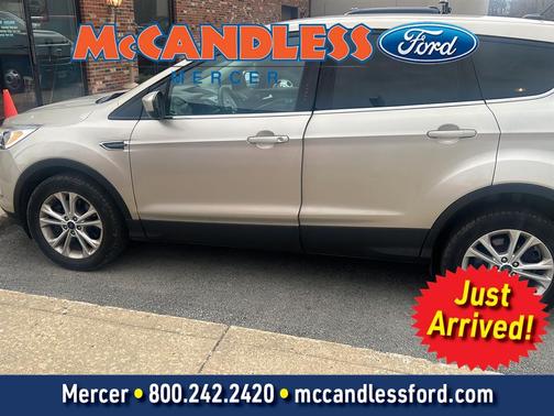 White Gold 2017 Ford Escape SE