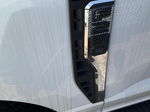 Oxford White 2026 Ford F-250 XL