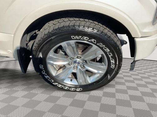White Platinum Tri-Coat Metallic 2018 Ford F-150 Platinum