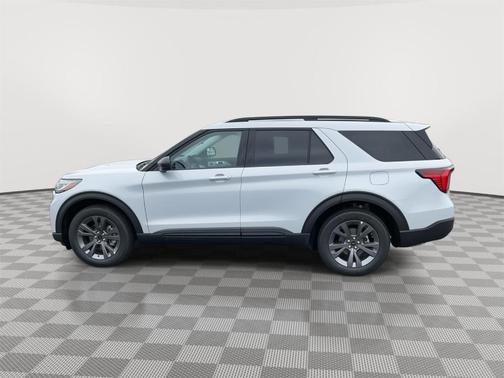 Space Gray 2026 Ford Explorer Active