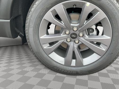 Space Gray 2026 Ford Explorer Active