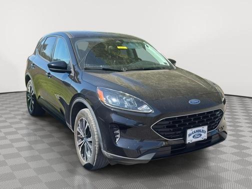 Agate Black 2022 Ford Escape SE