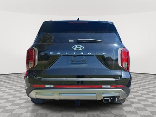 Abyss Black Pearl 2025 Hyundai PALISADE SEL Premium