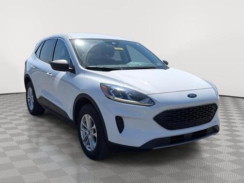 Oxford White 2022 Ford Escape SE