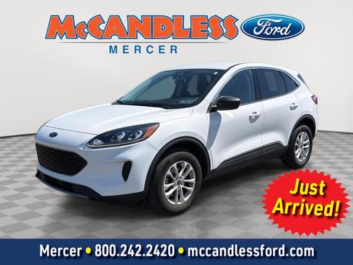 Oxford White 2022 Ford Escape SE