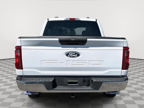 Oxford White 2025 Ford F-150 XLT