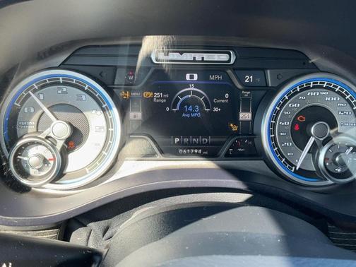 Bright White Clearcoat 2022 RAM 1500 Limited