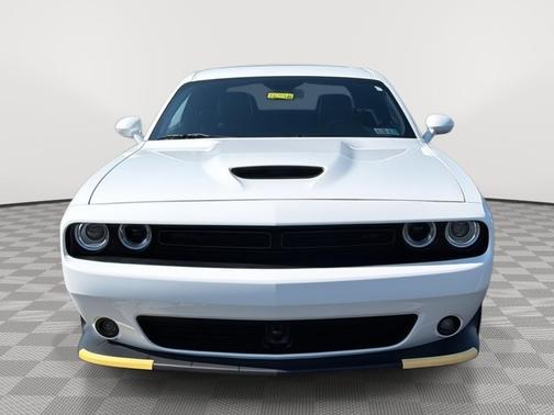 White Knuckle Clearcoat 2023 Dodge Challenger GT