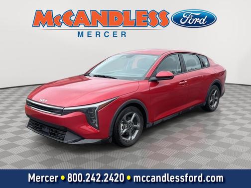 Currant Red 2025 Kia K4
