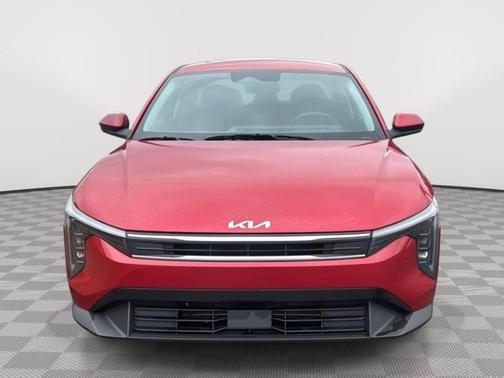 Currant Red 2025 Kia K4