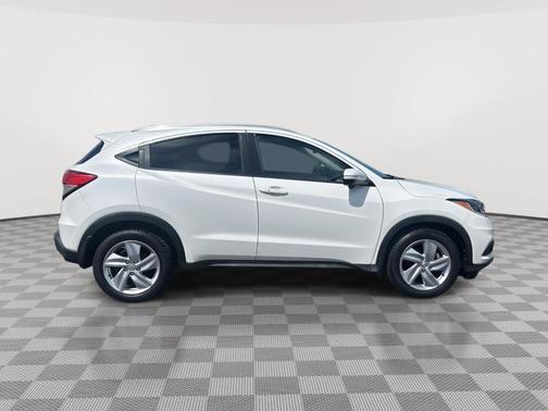 Platinum White Pearl 2019 Honda HR-V EX