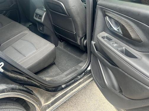 Ebony Twilight Metallic 2023 GMC Terrain SLE