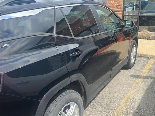 Ebony Twilight Metallic 2023 GMC Terrain SLE