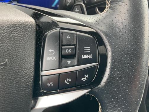 Star White 2022 Ford Explorer ST