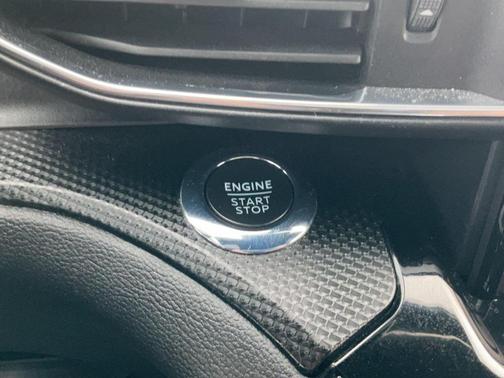 Star White 2022 Ford Explorer ST