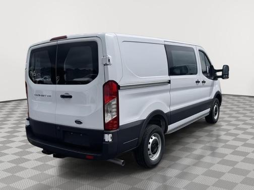 Oxford White 2024 Ford Transit-250