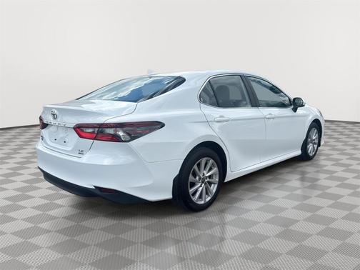 Super White 2022 Toyota Camry LE