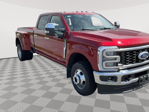 Ruby Red Metallic Tinted Clearcoat 2026 Ford F-350 Lariat Super Duty
