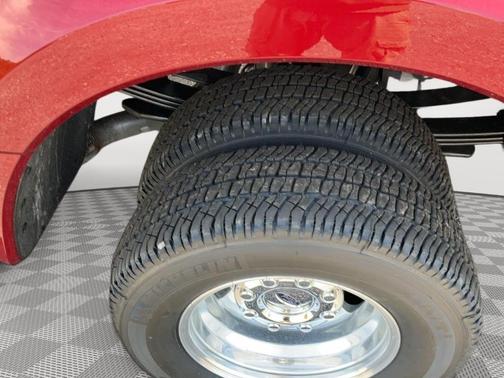 Ruby Red Metallic Tinted Clearcoat 2026 Ford F-350 Lariat Super Duty