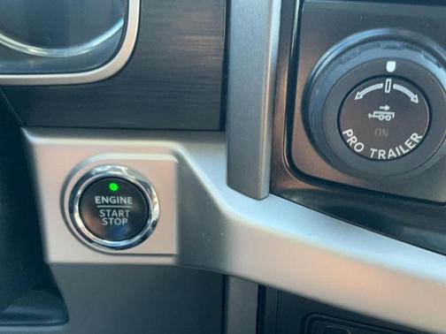 Oxford White 2021 Ford F-150 XLT