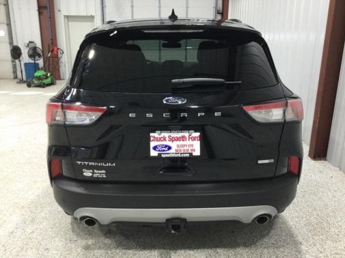 2020 Ford Escape Titanium