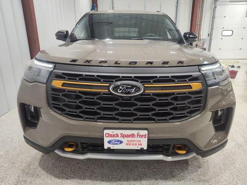 Marsh Gray 2026 Ford Explorer Tremor