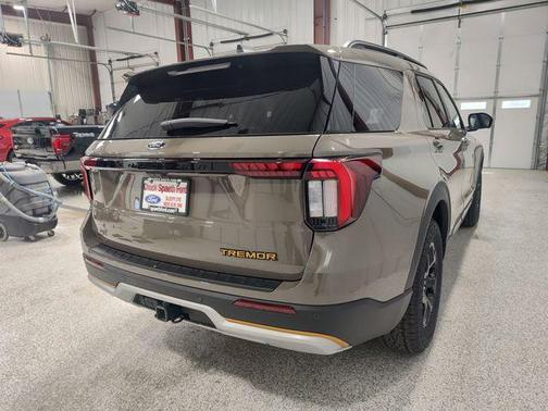 Marsh Gray 2026 Ford Explorer Tremor
