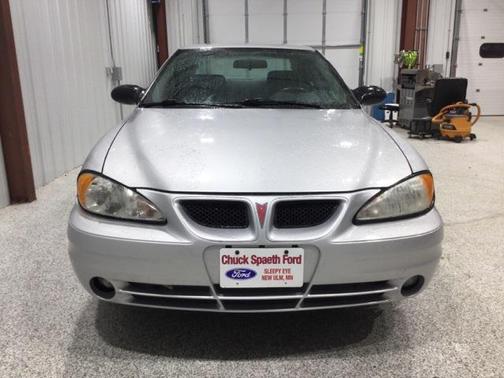 2004 Pontiac Grand Am SE1
