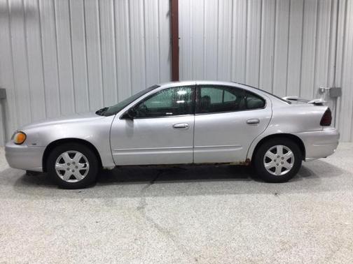 2004 Pontiac Grand Am SE1