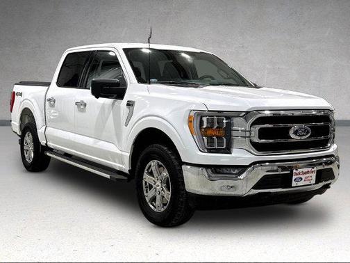 Oxford White 2022 Ford F-150 XLT